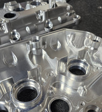 Load image into Gallery viewer, MLT Engineering S65 Full Billet CNC Aluminum Valve Covers
